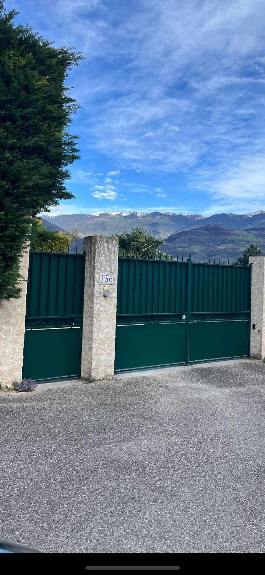 Logement Icare 5Km De Crolles, Soitec , St Lumbin Dış mekan fotoğraf